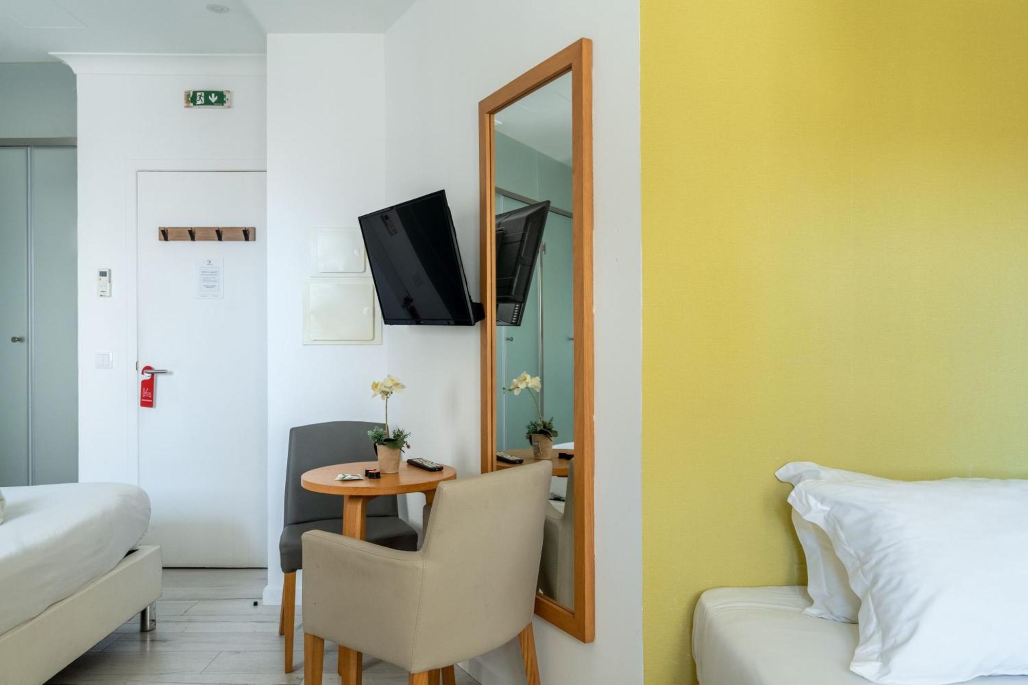 Cozy Avenida Guesthouse ลิสบอน ภายนอก รูปภาพ